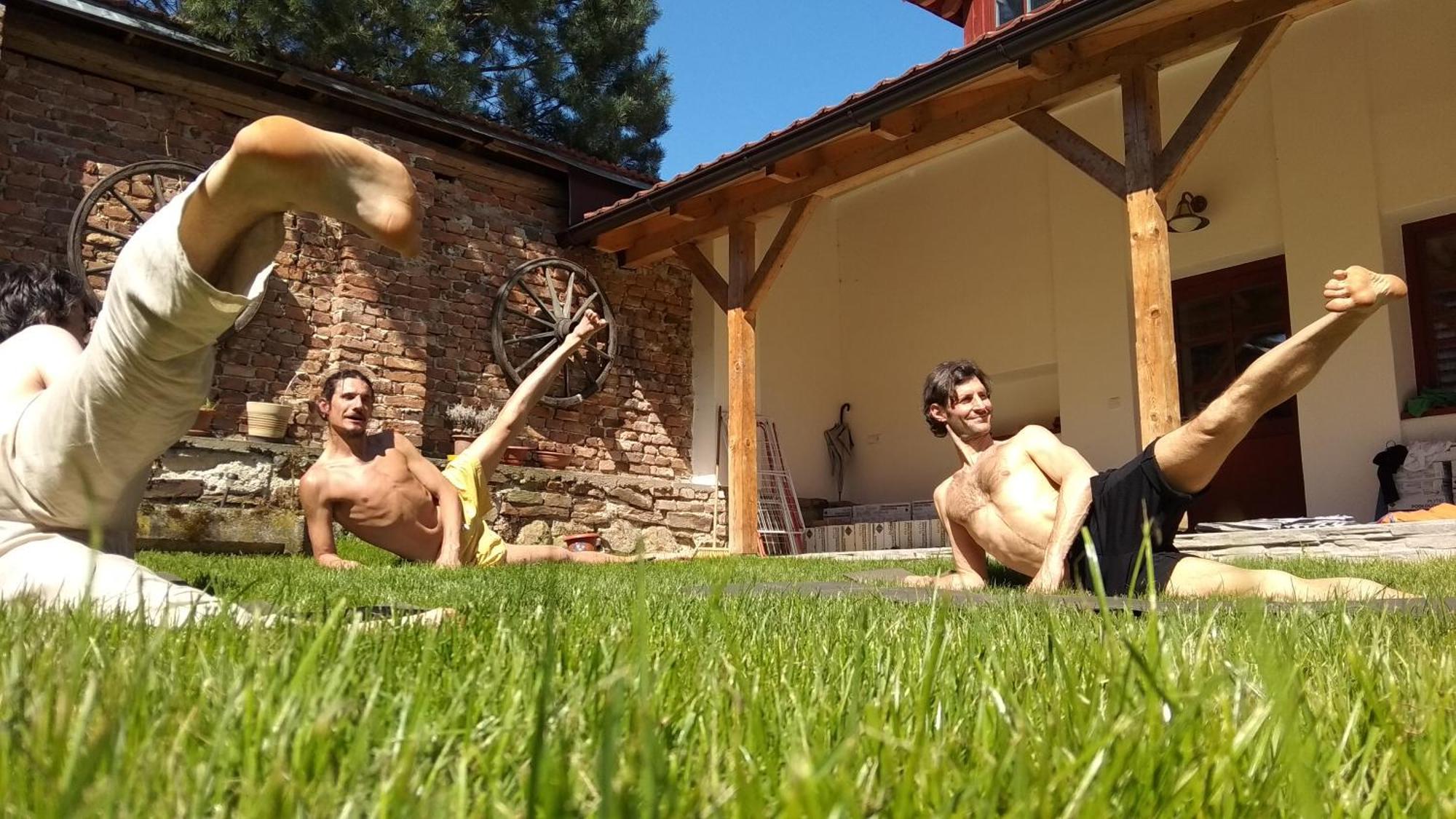 Yogashrama Traditional Ústí nad Orlicí Exteriör bild